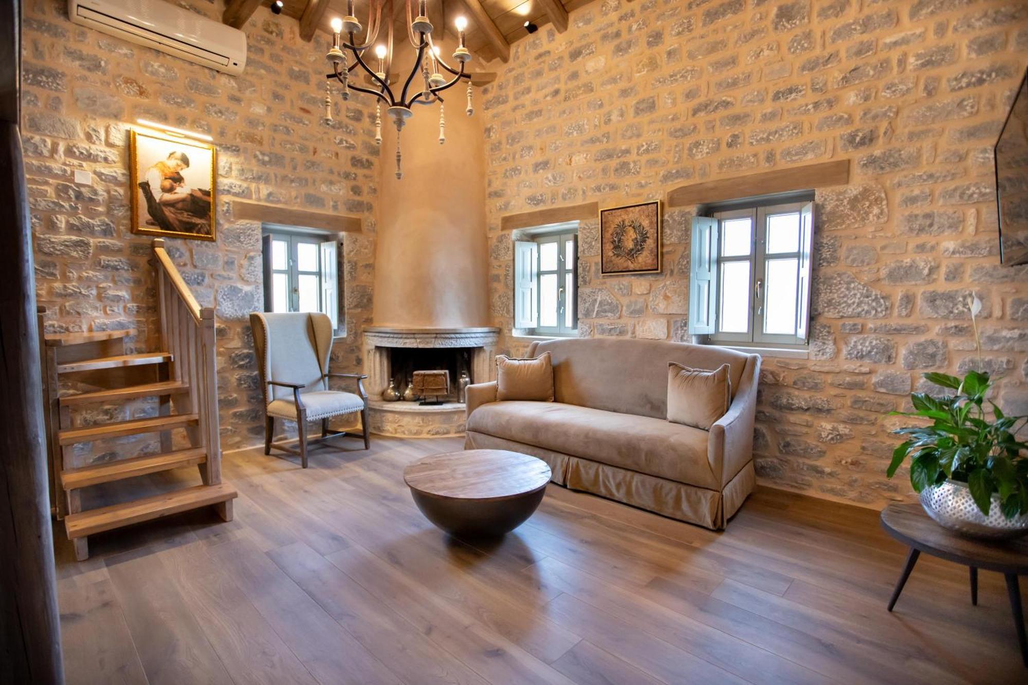 Karavostásion Akrolithi Guesthouse מראה חיצוני תמונה