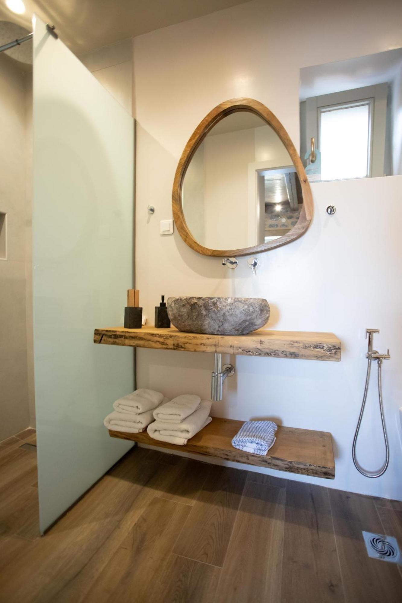 Karavostásion Akrolithi Guesthouse מראה חיצוני תמונה