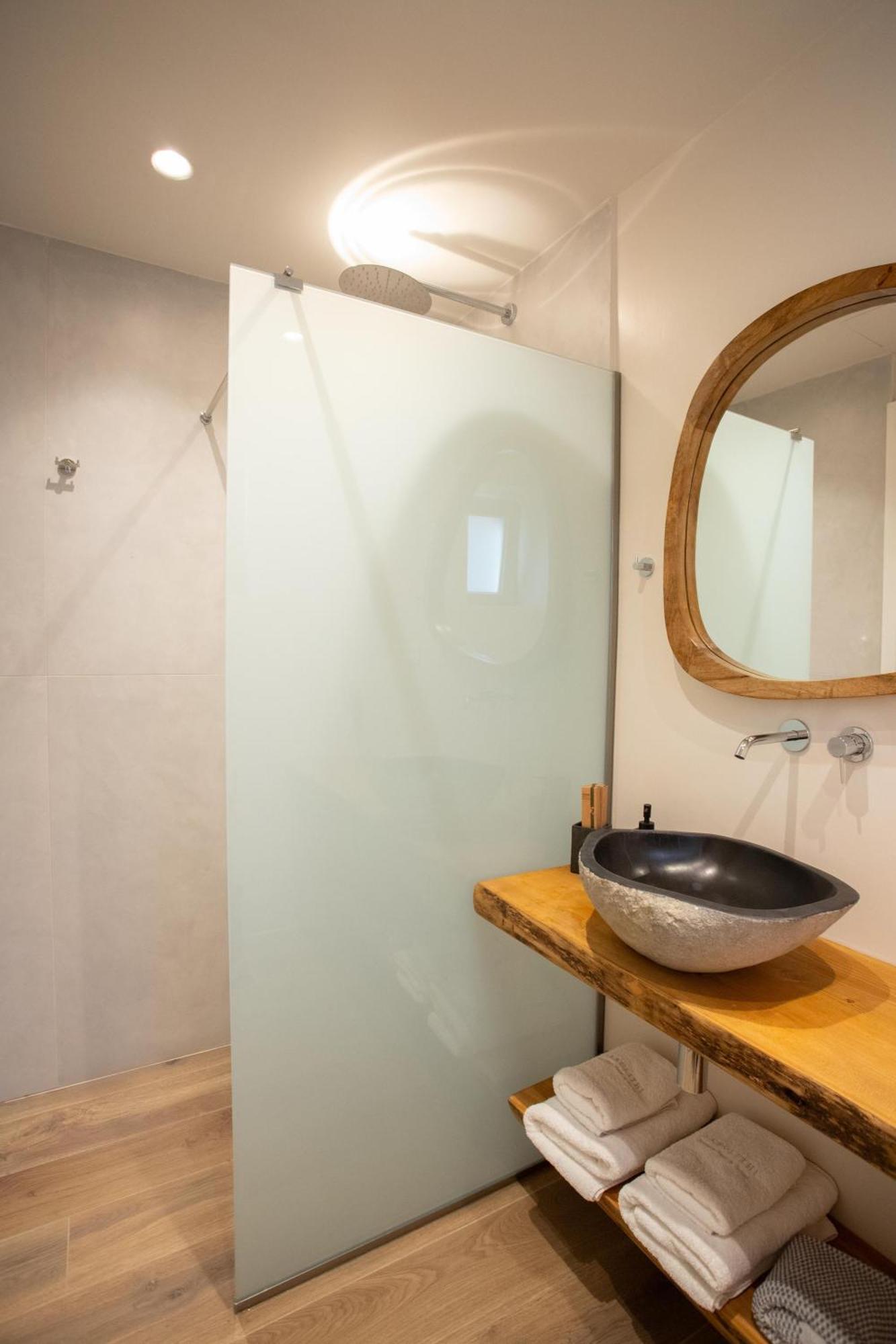 Karavostásion Akrolithi Guesthouse מראה חיצוני תמונה