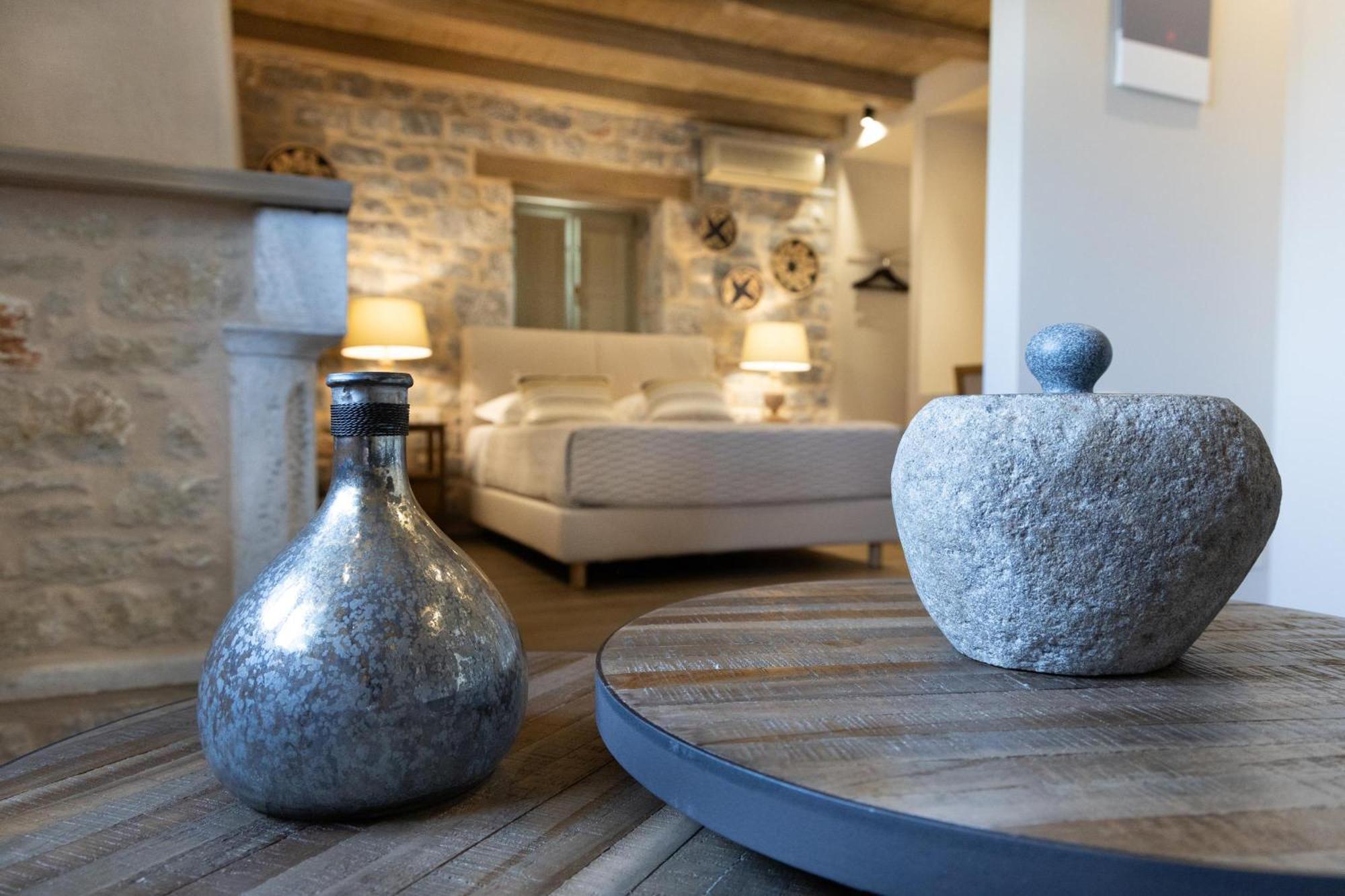 Karavostásion Akrolithi Guesthouse מראה חיצוני תמונה