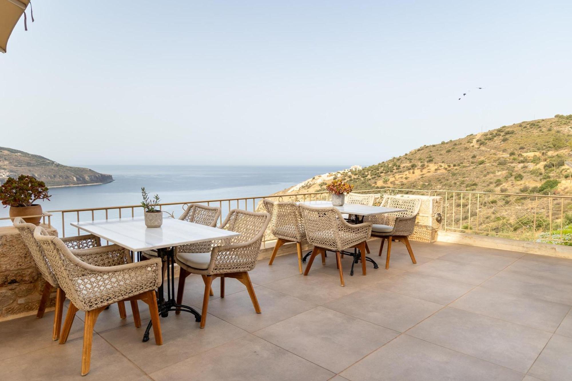 Karavostásion Akrolithi Guesthouse מראה חיצוני תמונה